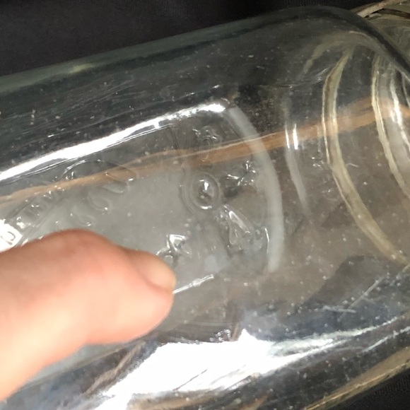 Antique Queen Quart Canning Jar - Picture 16 of 16